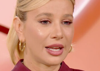 ''Nina ha vissuto come un trauma che non la pubblico più sui social'': Clizia Incorvaia parla del processo in corso col padre di sua figlia per le foto condivise online