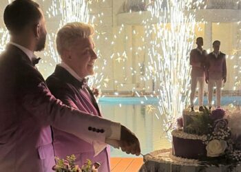 Lo stilista Alviero Martini a 75 anni ha sposato il giovane compagno William