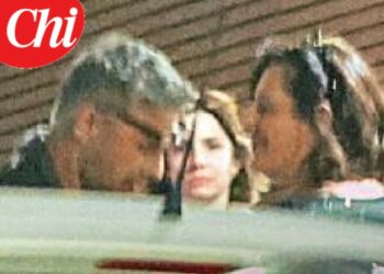 Raoul Bova sempre più intimo con Beatrice Arnera: la presenta in famiglia