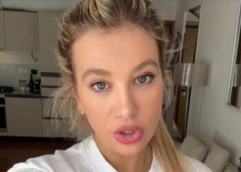 ''Alla vigilia del mio compleanno ho scoperto che…'': Clizia Incorvaia confessa di cosa ha preso coscienza dopo i 40