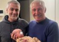 Francesco Moser conosce la nipotina: la prima foto della figlia di Cecilia Rodriguez e Ignazio Moser coi nonni, guarda