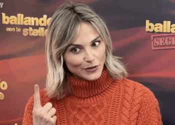 ''Ha chiesto di vedere le lastre'': Francesca Fialdini, infortunata, accusa un altro concorrente di Ballando