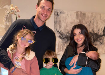 Danilo Gallinari è diventato papà per la terza volta: la dolce foto con tutta la famiglia, neonato incluso