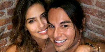 ''Più innamorati che mai'': Ariadna Romero celebra 2 anni d’amore col figlio di Julio Iglesias e parla del rapporto tra lui e il figlio avuto con Pretelli