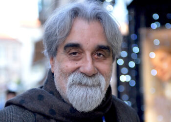 Morto improvvisamente Beppe Vessicchio: addio all'amato direttore d'orchestra, rivelata la causa del decesso