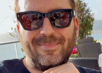 ''Sono due anni che prendo medicinali'': Cesare Cremonini svela come cura la schizofrenia