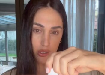 Cecilia Rodriguez racconta la sua esperienza con l'allattamento