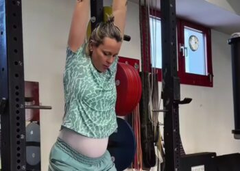 Federica Pellegrini si allena in dolce attesa: guarda