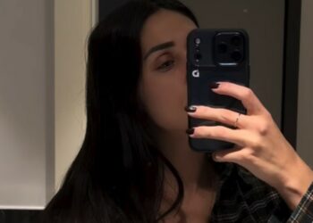 Cecilia Rodriguez continua a tirarsi il latte, ma Clara non ne vuole sapere