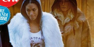 Elodie inseparabile da Franceska Nuredini: le due paparazzate insieme mentre tornano a casa dopo la vacanza in Thailandia, foto