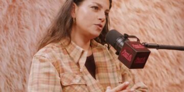 Emma Marrone spiazzata: “Quanto sei brava a letto da 1 a Stefano De Martino?”, la sua risposta Emma Marrone spiazzata: “Quanto sei brava a letto da 1 a Stefano De Martino?”, la sua risposta