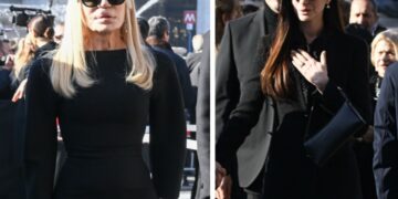 Da Simona Ventura a Donatella Versace e Anne Hathaway: i vip di tutto il mondo al funerale di Valentino, foto