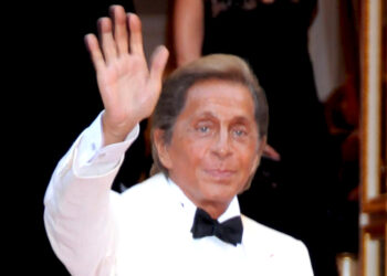Addio a Valentino: morto a 93 anni il celebre stilista