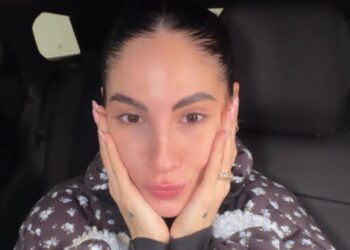 Giulia De Lellis si fa vedere senza make up e rivela il suo luogo preferito per truccarsi: ecco qual è