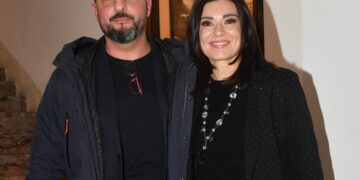 Roberta Lanfranchi alla prima a Roma col marito Emanuele Del Greco: rara uscita mondana della coppia, foto