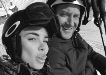 Francesco Totti e Noemi Bocchi in crisi? Niente affatto, settimana bianca insieme: foto