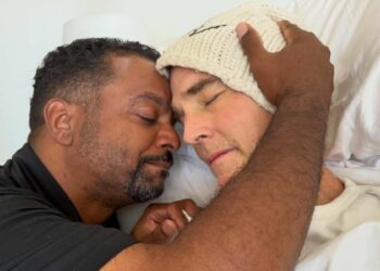 L’amico del cuore di James Van Der Beek condivide la foto prima del loro ultimo addio: ''Mi manca già tantissimo''