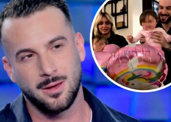 Andreas Muller spiega com’è cambiato il rapporto con la moglie Veronica Peparini dopo la nascita delle loro gemelle