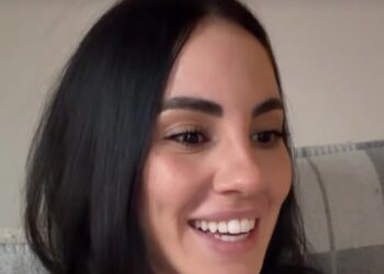 Giulia De Lellis alle prese con lo svezzamento e il corso per il battesimo