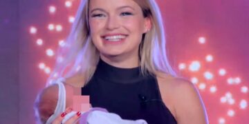 ''Il momento più brutto della mia vita'': Mercedesz Henger in tv parla del parto e presenta a tutti la figlia Aurora