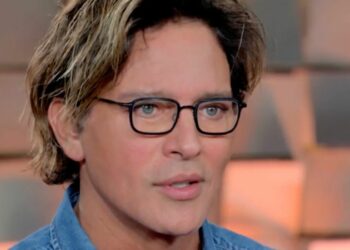 ''Purtroppo è andato molto male'': Gabriel Garko spiega cos’ha dovuto passare dopo un trattamento laser per alleggerire le occhiaie