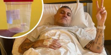 ''Anche questa è andata'': Bobo Vieri si mostra dopo un intervento chirurgico, rivela perché si è operato