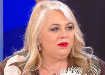 ''Non è semplice'': Rossella Erra in tv svela quanti chili ha perso in due anni con la dieta