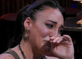 ''Menata, insultata, umiliata'': Francesca Manzini al GF Vip tra le lacrime confessa di essere stata vittima di violenza