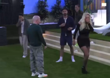 ''Oh mio Dio, sta vomitando!'': Valeria Marini si sente male al GF Vip e fa ‘capitolare’ pure Raul Dumitras