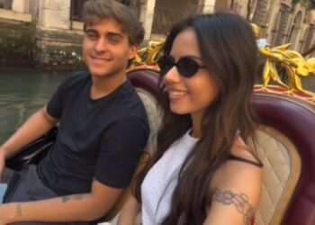 Davide Bonolis con la fidanzata Martina Dotti a Venezia