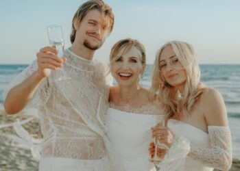''Lei è esattamente come sembra'': Sole Galanti svela le nozze con Giorgio Capitta, figlio di Lorella Cuccarini, e parla della 'suocera'