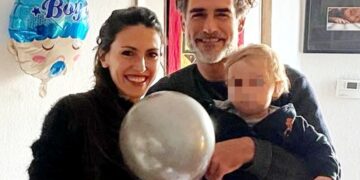 ''Ti crolla il mondo addosso'': l’ex vincitore dell’Isola dei Famosi 2 Sergio Muniz in tv svela il dramma che vive con suo figlio ‘bambino farfalla’