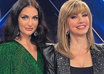 Milly Carlucci è diventata nonna: l’annuncio emozionante sui social in cui svela il nome della nipotina Milly Carlucci è diventata nonna: l’annuncio emozionante sui social in cui svela il nome della nipotina